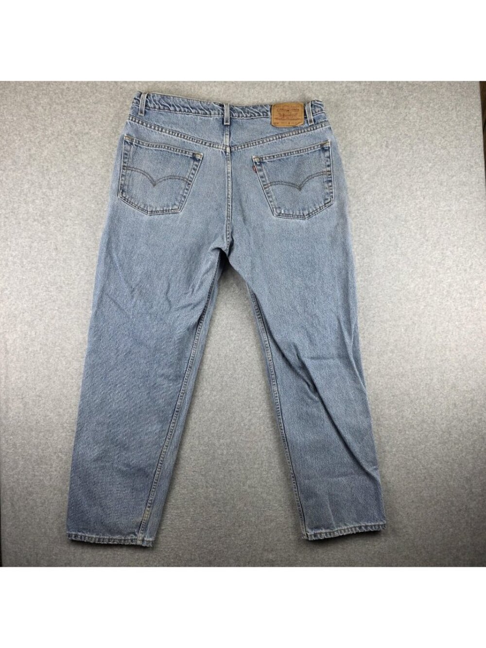 Vintage Levi's 550 Jeans Mens 40x32 Relaxed Tapered Medium Wash Denim 1998
